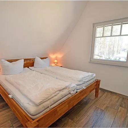 Johanna Comfortable Holiday home Glowe